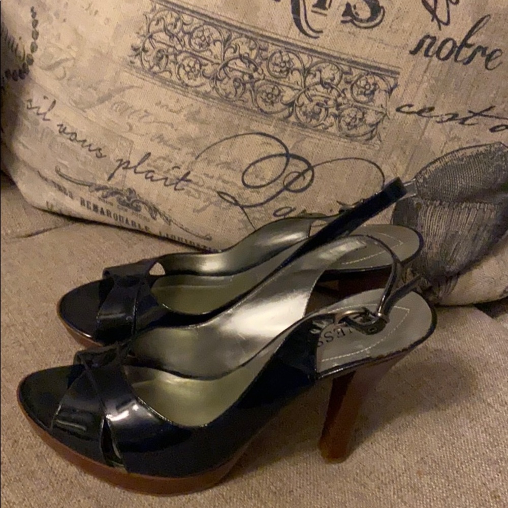 🌼 guess heels size 10 - Picture 2 of 8